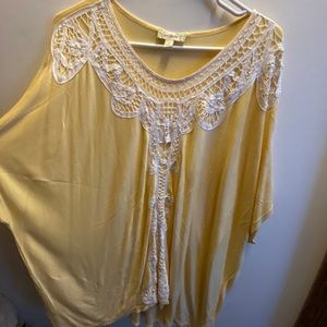 Oversized yellow blouse